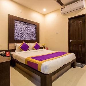 Oyo 9944 Hotel Malwa Inn